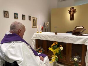 El Papa Francisco ha dejado el hospital después de 37 días | Internacional
