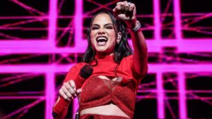 Natti Natasha logra histórica marca en el Latin Airplay