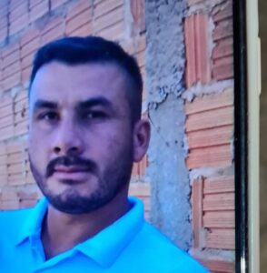 realizan allanamientos en la búsqueda del autor