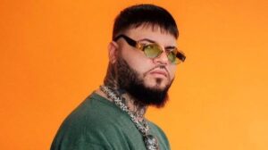 Farruko lanzó una nueva canción llamada «Vaqueros 2025»