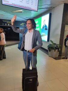 El actor Ángel Cardozo regresa a Paraguay tras brillar en producciones internacionales