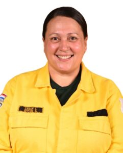 Lorena Canan, primera mujer presidenta del Cuerpo de Bomberos Voluntarios del Paraguay