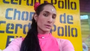 Torturado y matando a una mujer con luces Antooquia en Antioquabia en Colombia