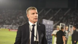 Martín Palermo se va de Olimpia
