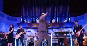 ‘Yandel Sinfónico’ se presentó en The Tonight Show con Jimmy Fallon