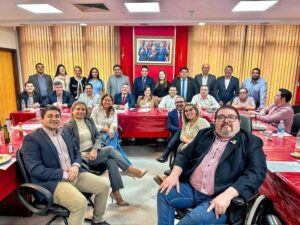 Cartismo dice que aún no decide intervención, pero defiende auditorías de la CGR