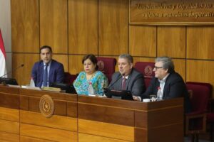 Con licitación parada, urgen que no haya dudas en máquinas de votación