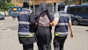 Dos hermanas están siendo acusadas de hacer en línea la «Academia Yihad» para mujeres jóvenes | Bandido