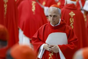 Robert Francis Prevost es el nuevo Papa y asume el nombre de León XIV
