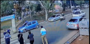 Video: alumno fue atropellado por un motociclista en Luque