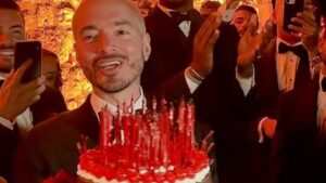 J Balvin celebró su cumpleaños con Daddy Yankee, Ryan Castro y Zion