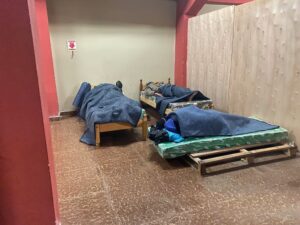 Albergue de la SEN en San Lorenzo brinda refugio ante el intenso frío