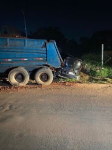Camión habría perdido sus frenos y causó destrozos en Luque