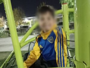 Un niño de agua de siete años murió en Argentina para ser reparado por un policía que ha sido defendido a los ladrones