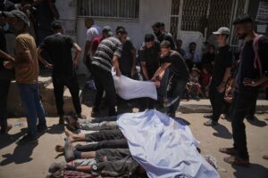 Al menos 73 gazatías mueren a los disparos israelitas en la comida proporcionada en el riesgo subyacente de Halambar