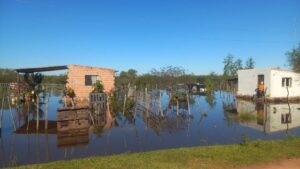 Arroyos desbordados dejan 200 familias damnificadas en Nueva Italia