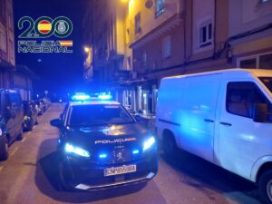 El chico asesinado de mi novio es un arma blanca para Arsa de Bandit