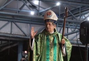 “Hay que ser prójimo con hechos, no solo con palabras”, cuestionó monseñor Valenzuela