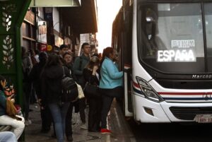 Reforma del transporte: críticas y dudas sobre la propuesta del gobierno