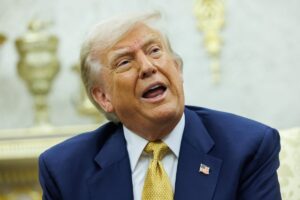 Trump dice que es «suavemente» que eliminan el Powell iluminado la Cubkublican Cutementa | Economía
