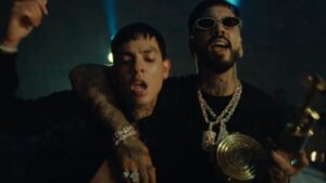 Anuel AA y Natanael Cano colaboran en el remix de «Como Es»