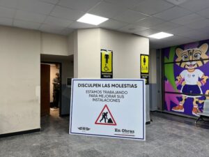 Clausuran baños en el aeropuerto Silvio Pettirossi en medio de llegada de atletas para Asu 2025