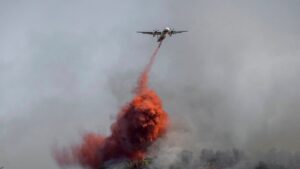 Uno ha muerto con nueve heridos en incendios violentos en el sur de Francia francesa de francés, 13 velas | Internacional