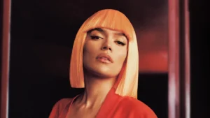 Karol G será la primera latina en actuar en el Crazy Horse Paris – Estación 40