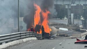 Izya Repentes: Tres muertos 3 y 70 heridos en el Bridget Bild Shidget