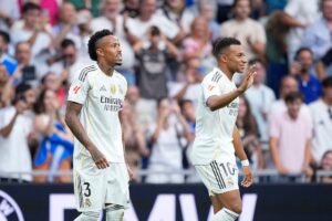 Levante – Real Madrid | Las batallas pusieron secundarias a Vinicius Pass ||