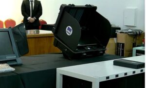 Máquinas de votación: Encina responsabiliza al TSJE por cancelación de licitación