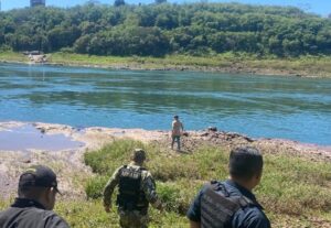 Naufragio en el río Paraná: un fallecido y un joven continúa desaparecido