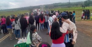 Ni la lluvia interrumpió el cierre de ruta en San Pedro y Canindeyú