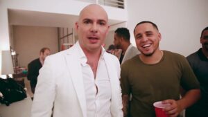 IAmChino y Pitbull celebran 20 años de colaboración con “Underdogs” – Estación 40