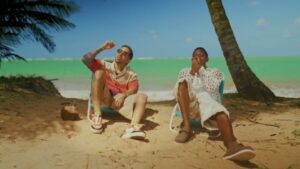 Myke Towers y De La Ghetto lanzan el video de «Rica Bebé» – Estación 40