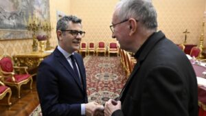 Bolaños se reúne en el Vaticano con el número del Papa | un criminal
