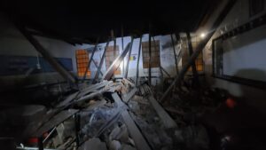 Derrumbe de techo en colegio de Lambaré