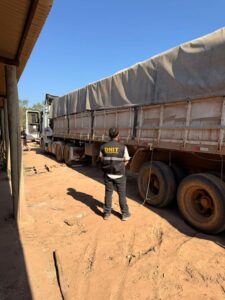 Detectan ordeño de combustible en camión de cebolla
