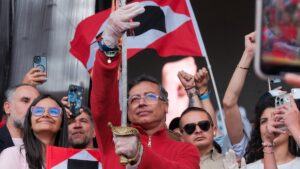 Un campo de batalla «Los momentos oscuros que Peter acaba de decir para decir