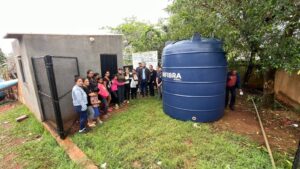 Intendencia de Pedro Juan Caballero dona tanque de agua para asentamiento afectado por tormenta
