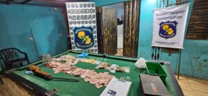 Allanan vivienda en Pedro Juan Caballero e incautan arma, dinero y restos de cocaína