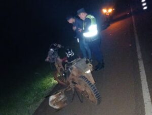 Fatal accidente en Pedro Juan Caballero: Motociclista muere tras chocar contra biciclo estacionado