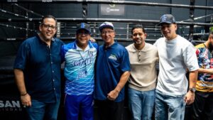 Myke Towers inaugura un gimnasio en Puerto Rico – Estación 40