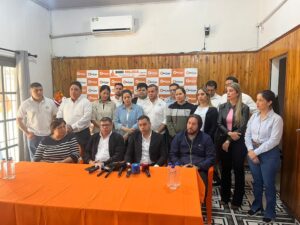 Mujica y Prieto destacan unidad de la oposición y descartan temor a fraude