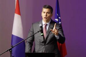 Peña promulga Ley de datos personales y pone “candado” al acceso a información pública