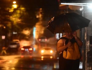 Pronóstico del tiempo: ¿prosiguen las lluvias y tormentas este jueves?