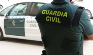 Un policía resultó herido por una piedra en la cabeza y murió en Vinavesa (Valencia) tras intentar frenar un atraco Noticias del pueblo valenciano