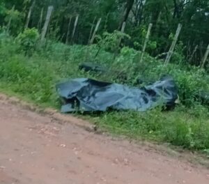 Sexagenario con orden de captura de 20 años fallece en un camino vecinal de Bella Vista Norte