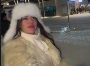 Laurys Dyva hizo un viaje icónico al pueblo de Papá Noel