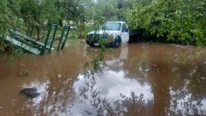 San Lorenzo: denuncian que alteración de cauces causó inundaciones en barrio Inmaculada